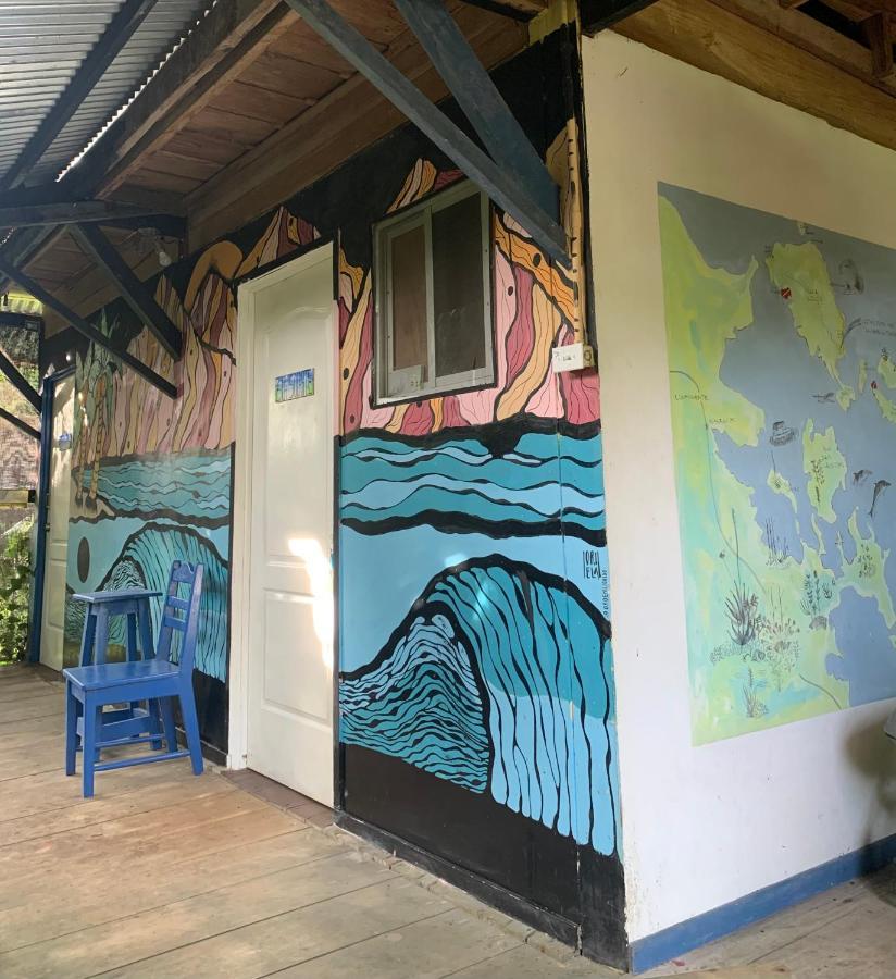 Surf Camp Hotel Bocas del Toro Exterior photo