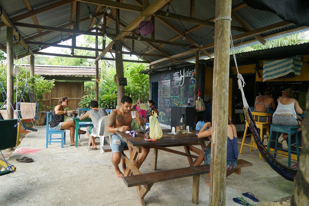 Surf Camp Hotel Bocas del Toro Exterior photo